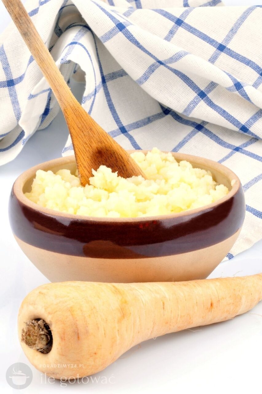 Puree z gotowanego pasternaku